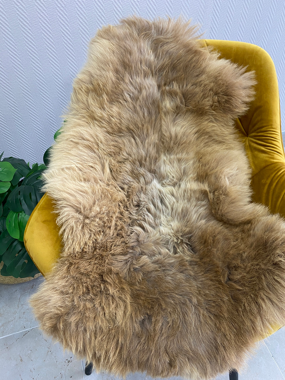 Шкура коврик меховой прикроватный овчина, 100х60 см.