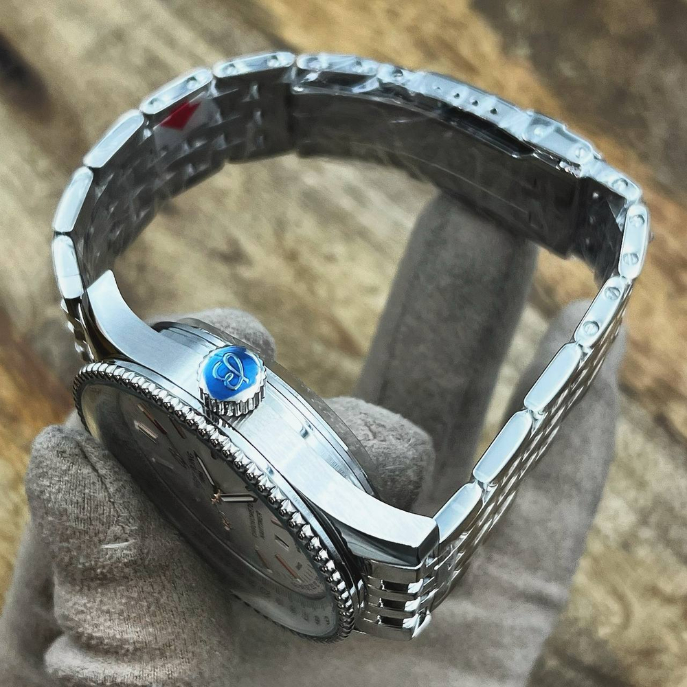 Часы Breitling