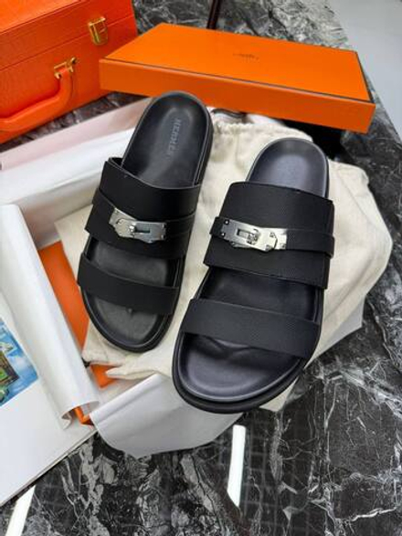 Шлепанцы Hermes