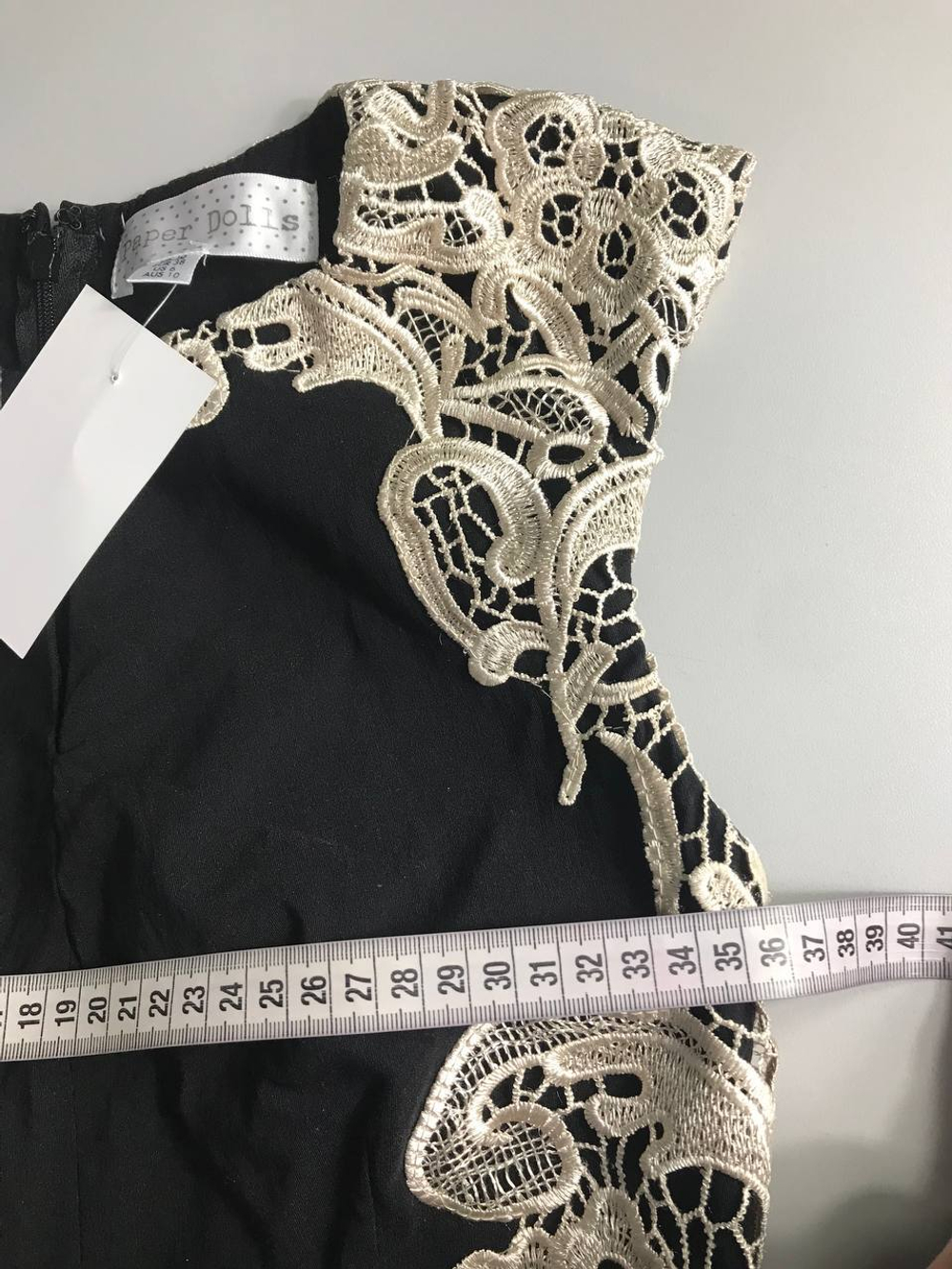 Платье Paper Dolls с кружевными вставками, маркировка 38, визуально на 44 размер