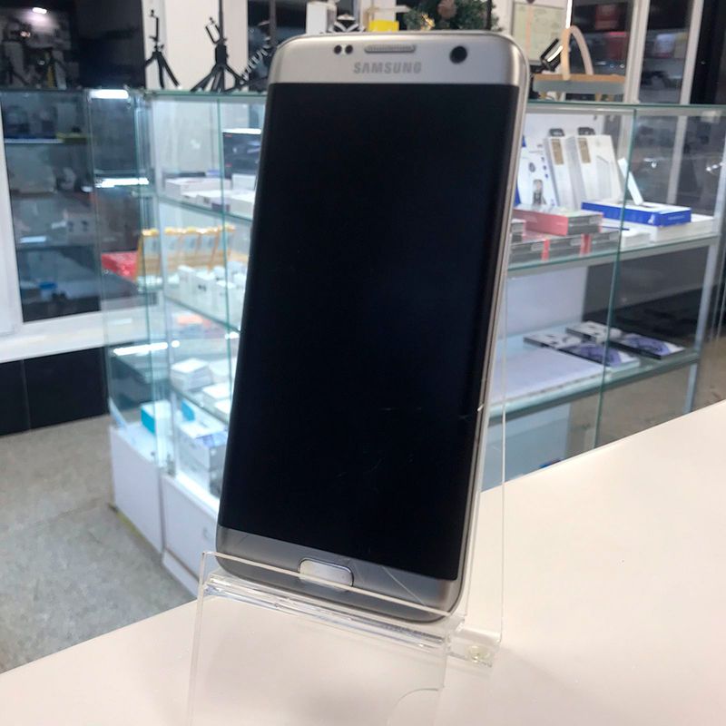 Смартфон Samsung Galaxy S7 Edge 4/32gb Silver (Витринный)