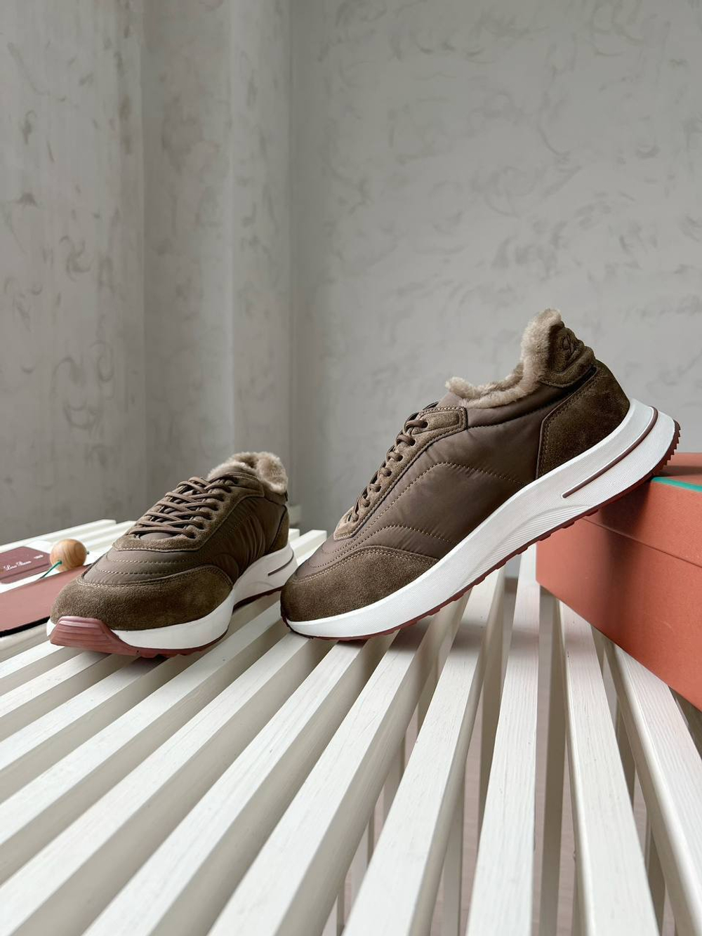 Зимние кроссовки Loro Piana Week End Walk