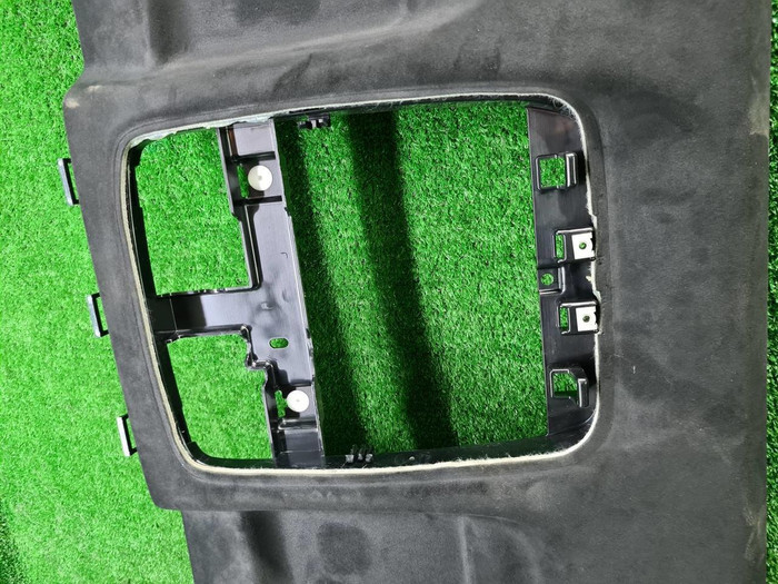 Обшивка потолка BMW X6 G06 (2019-н.в.)