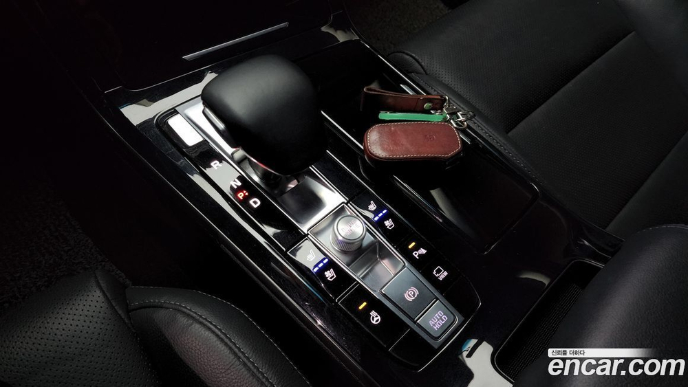 Kia K7 (Cadenza) Premier 2.5 GDI Noblesse (01.2020)