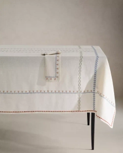 ZARA HOME СКАТЕРТЬ С ВЫШИВКОЙ, ЭКРЮ