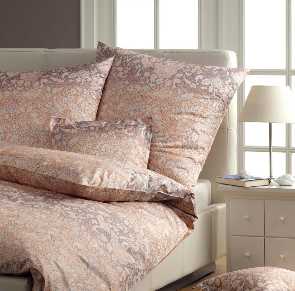 Наволочка 70x70 Elegante Holly персиковая