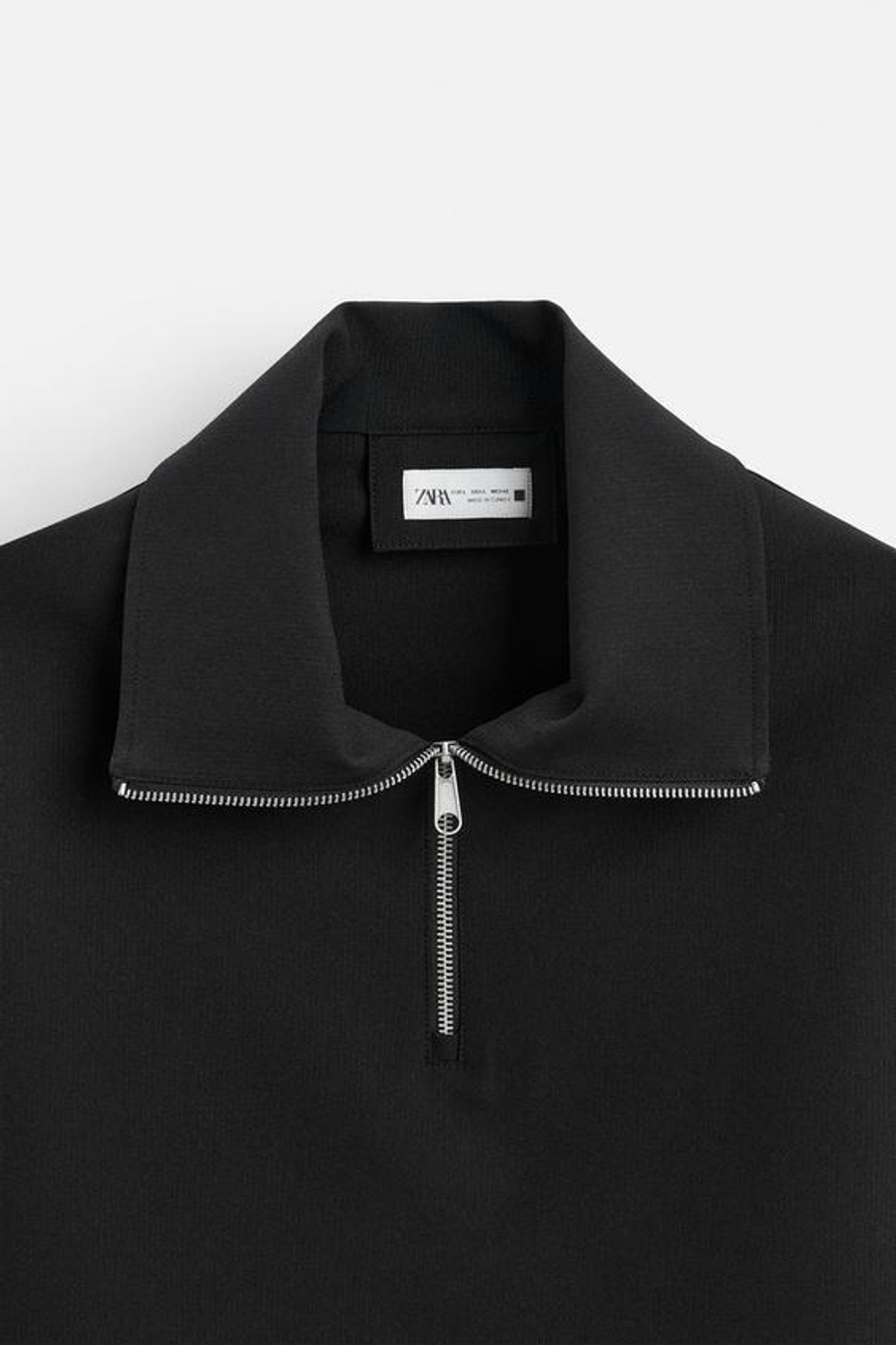 ZARA ТОЛСТОВКА КОМФОРТНОЙ ПОСАДКИ С ВОРОТНИКОМ НА МОЛНИИ, ЧЕРНЫЙ