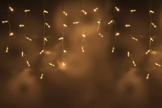 Светодиодная бахрома 108 теплых белых LED ламп, 3*0.6 м., 220В, статика, прозрачный провод ПВХ, Teamprof (TPF-i3*0.6-CT/WW)