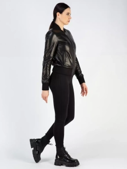 Кожаная куртка демисезонная на молнии бомбер