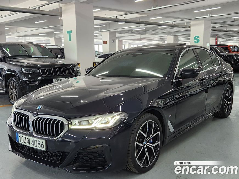 BMW 5 Series (G30) 530i xDrive M Sports (01.2022)