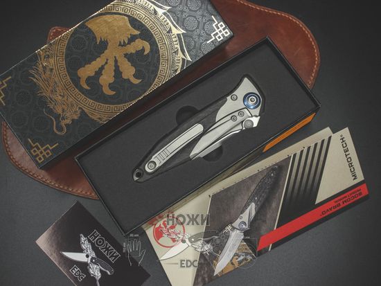 Складной нож Microtech Socom Bravo S/E Standard Carbon Titanium 260-7-CFTI c клинком из стали Böhler M390 Microclean®, рукоять титан / карбон