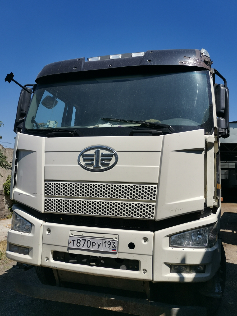 FAW J6 8x4 Самосвал СА3310Р66K24T4E5 (Дизельный, 11,1 л, 420 л.с., МТ)