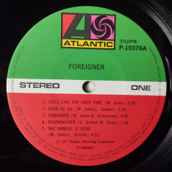 Винтажная виниловая пластинка LP Foreigner (Japan 1977) (No Obi) At War With The World