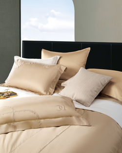 КПБ евро "Монохром", цв. кремовый (с шёлком) под:200х230см, пр:245х250, нав:48х74см (2шт)