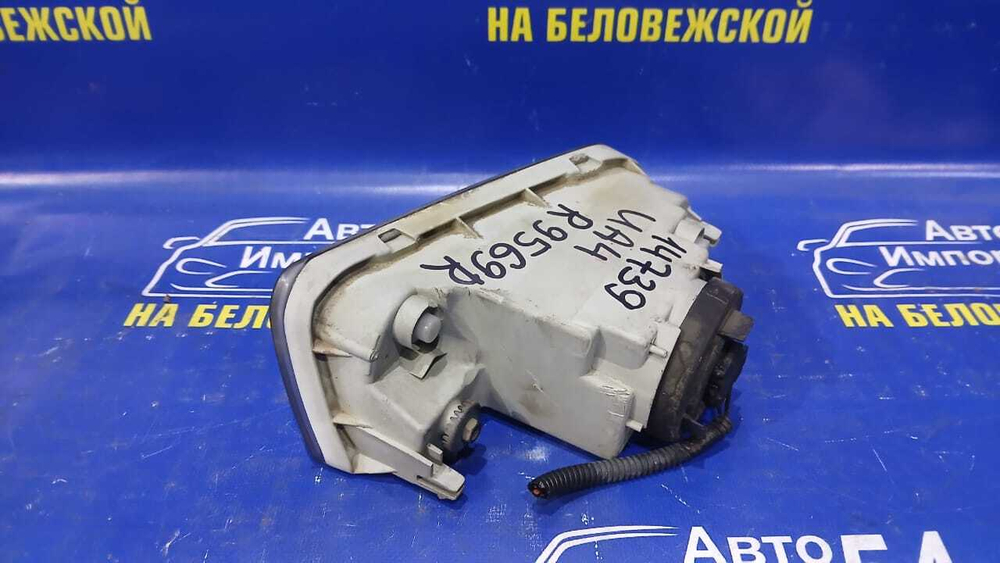 Туманка правая Honda INSPIRE 1998-2001