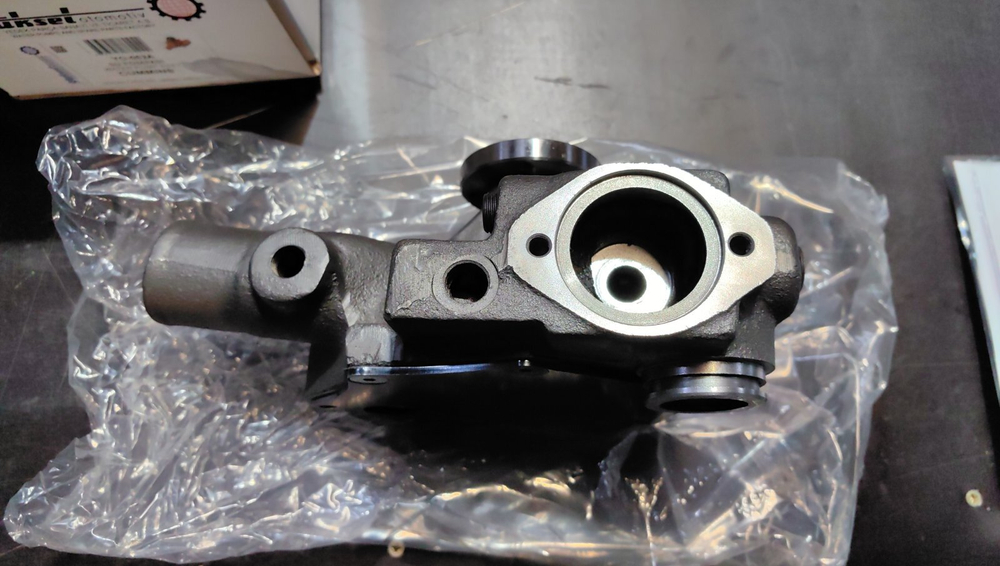 Водяная помпа 4955417