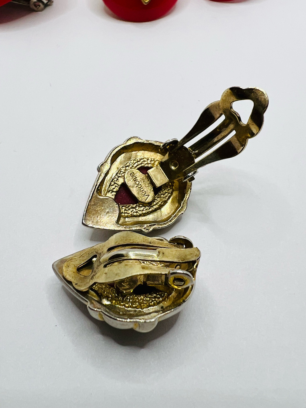 Винтажные клипсы VENDOME