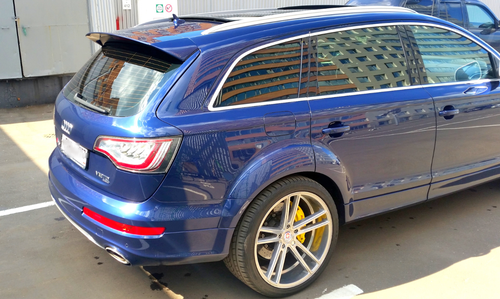 Спойлер caractere Audi Q7 4L