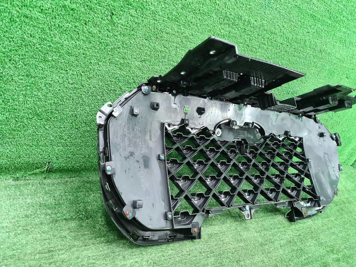 Решетка радиатора Chery Tiggo 8 Pro Max (22-нв)