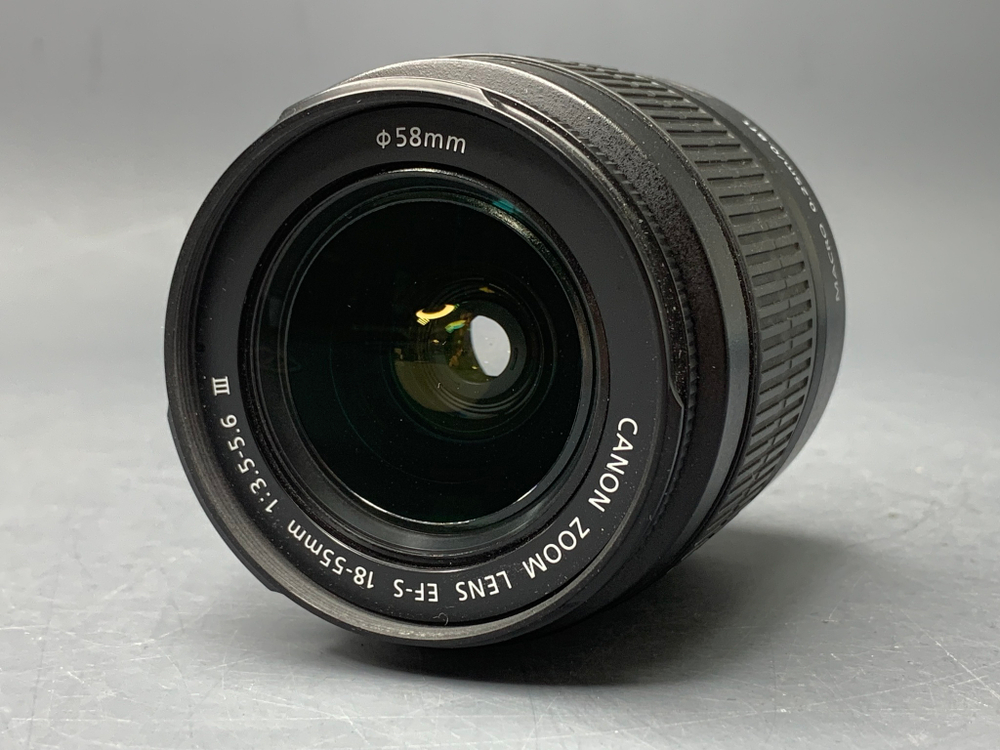 Canon EF-S 18-55mm f/3.5-5.6 III