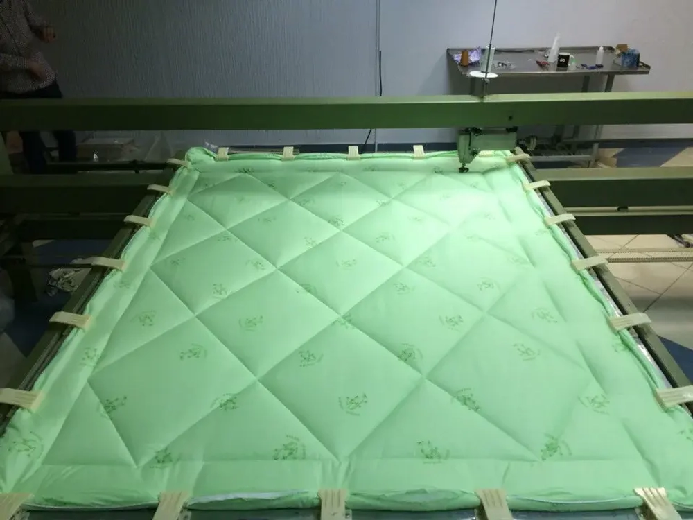 Одеяло всесезонное "Термофайбер РБ (поплин)" 300 гр/м2 1.5 сп (разные расцветки)