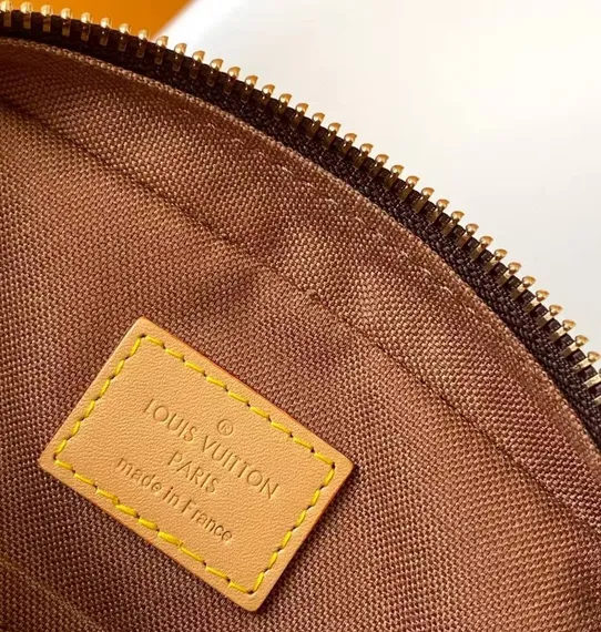 Сумка LOUIS VUITTON DANUBE, коричневый