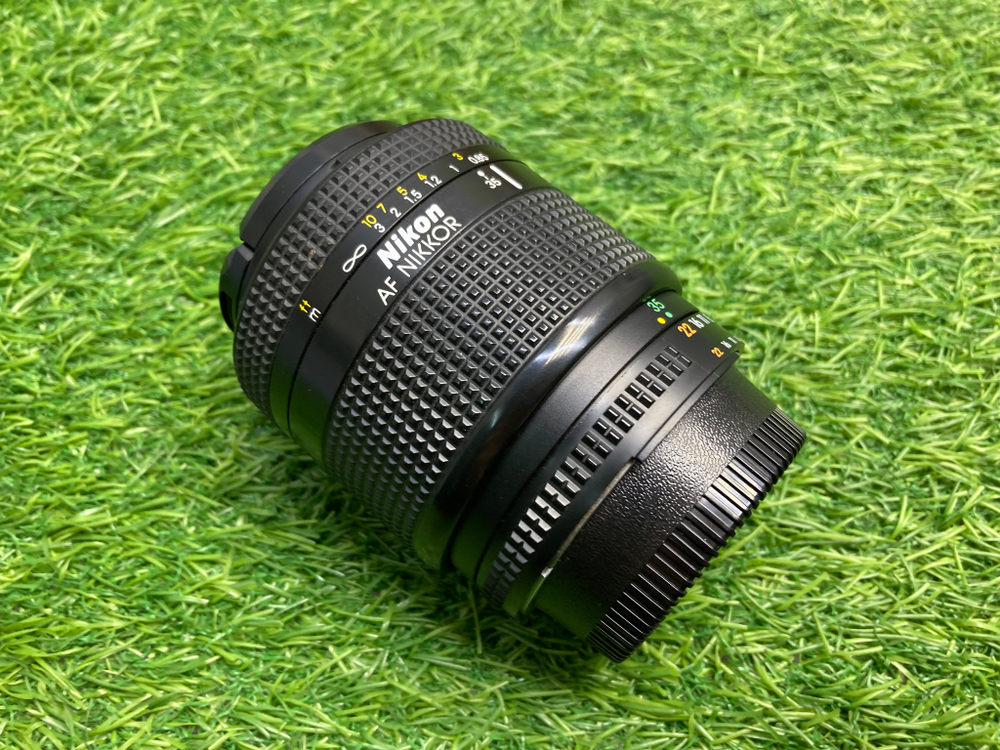 Nikon 35-105mm 3.5-4.5D (IF) AF Nikkor
