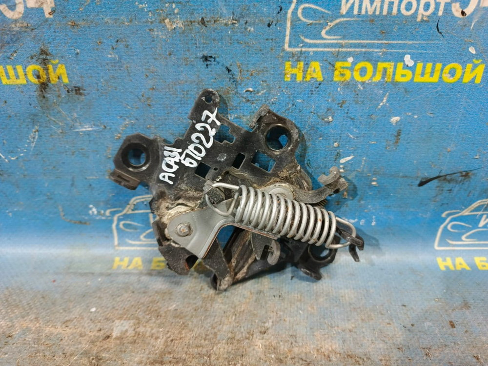Замок капота TOYOTA RAV4 2005-2008