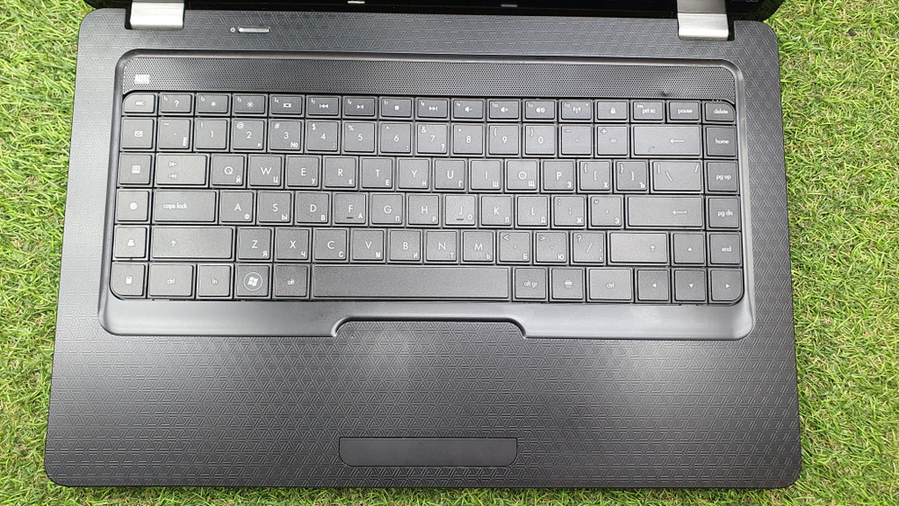 Ноутбук HP i5/4 Gb