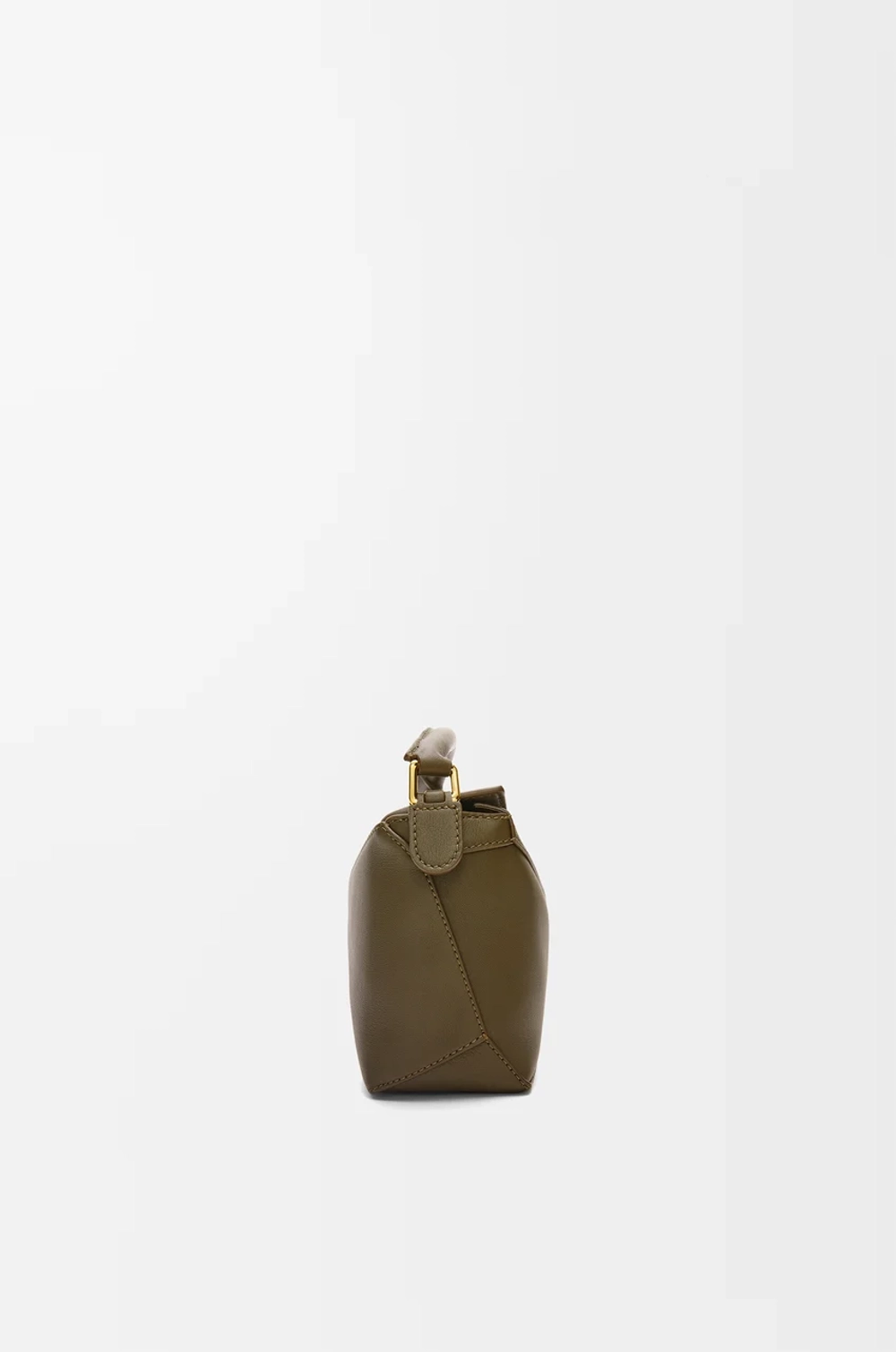 Loewe Мини-сумка Puzzle Edge из классической телячьей кожи, темный хаки