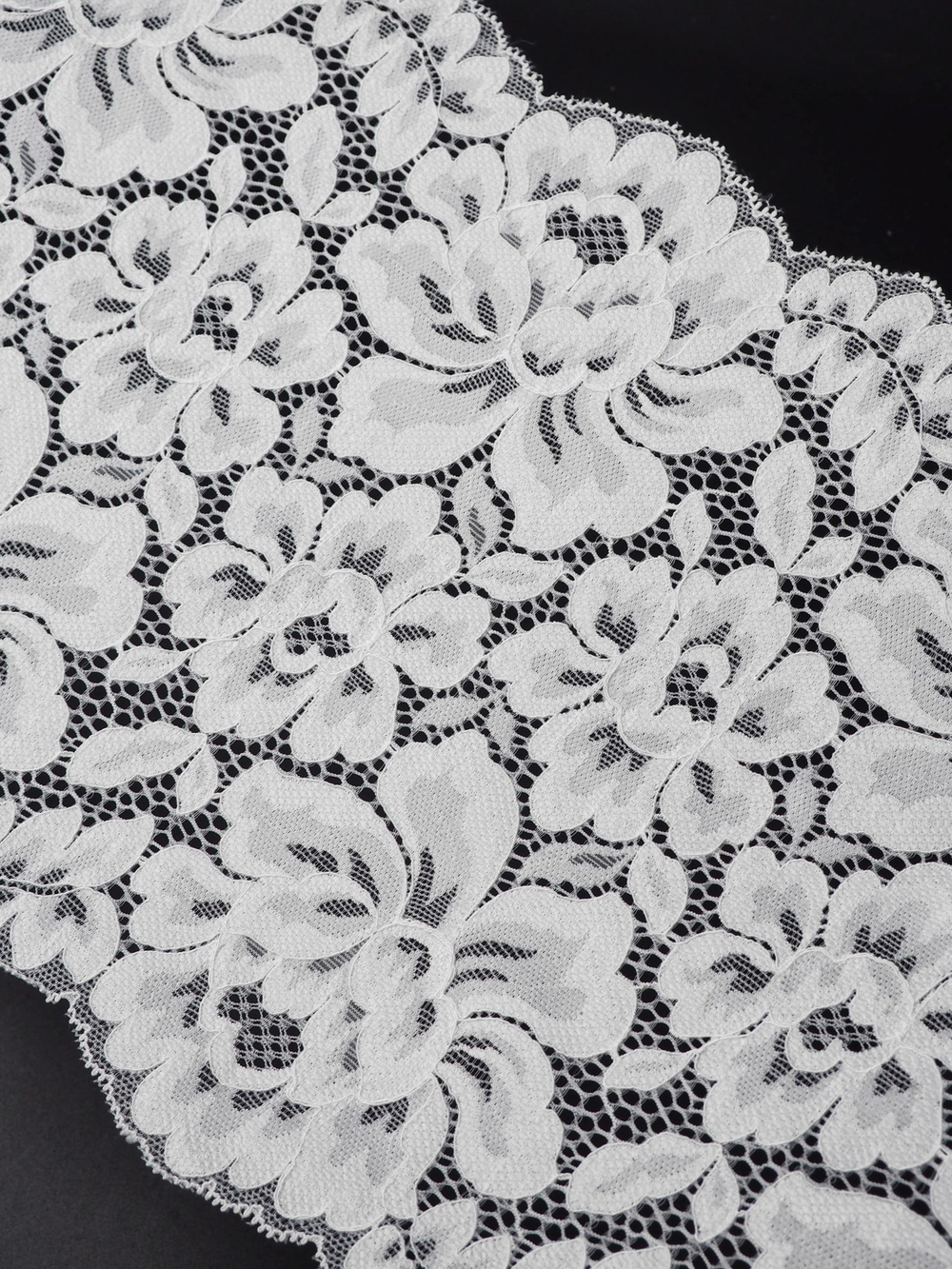 Эластичное кружево кипельно-белое ширина 22 см ОТРЕЗЫ