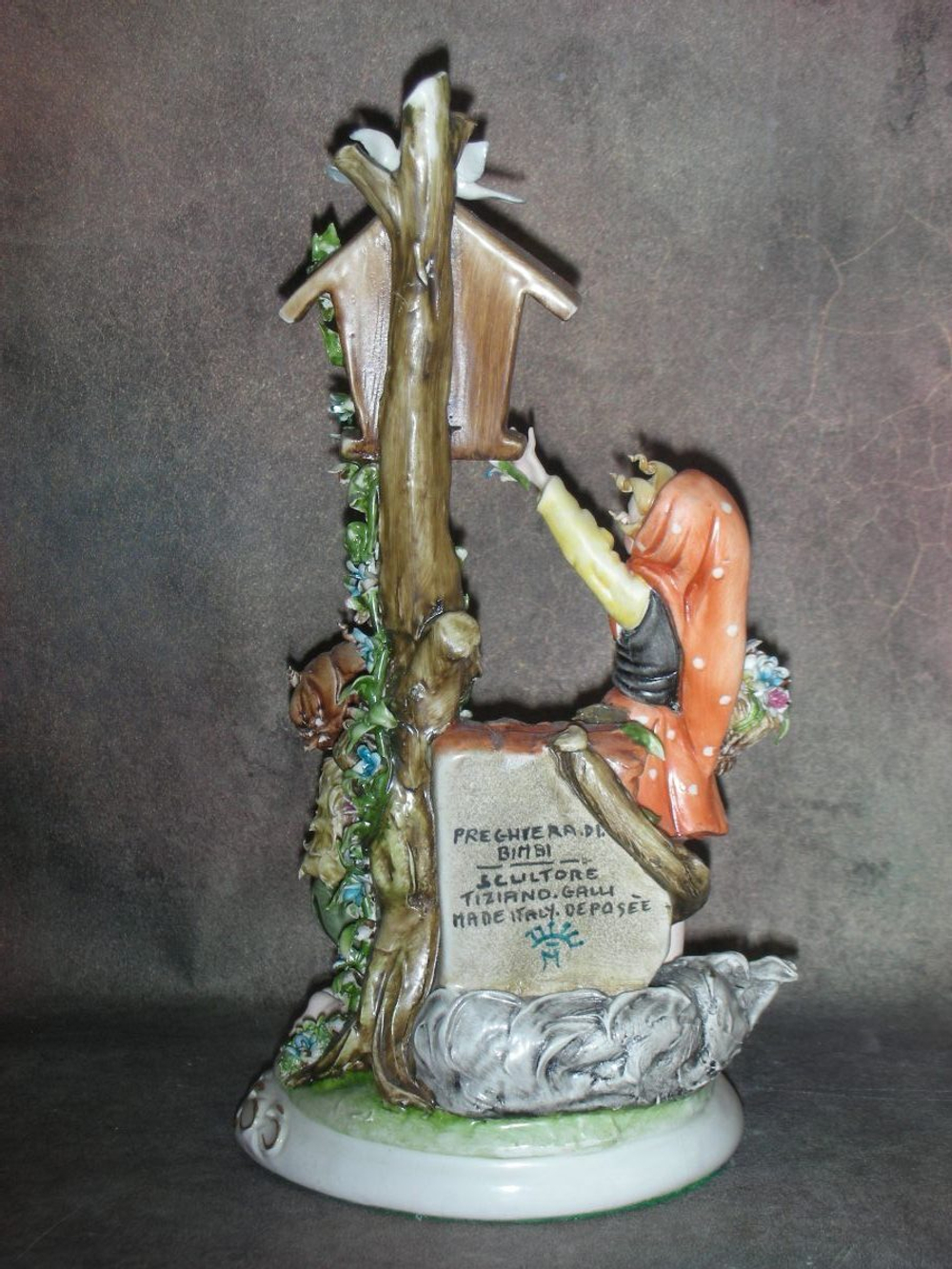 Статуэтка. Фарфор. Молитва. Capodimonte. Италия