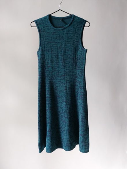 Платье Benetton