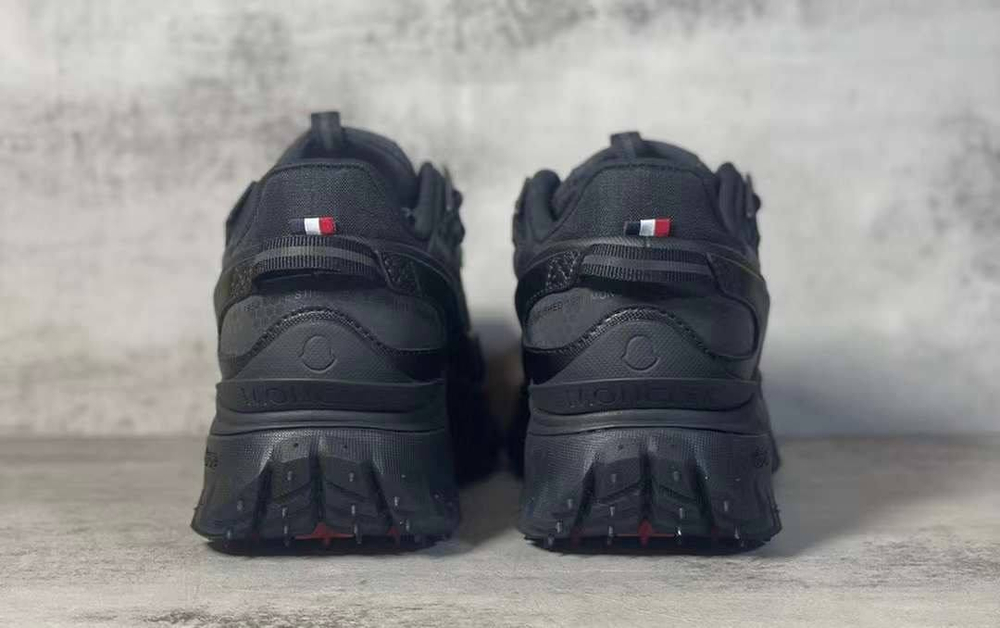 Кроссовки Moncler