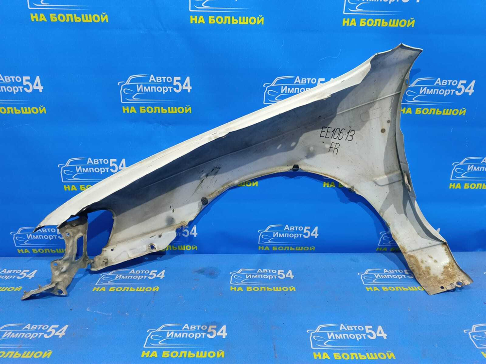 Крыло переднее правое TOYOTA COROLLA 1993