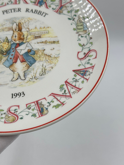 Тарелка Merry Christmas from Peter Rabbit Wedgwood 1993 год