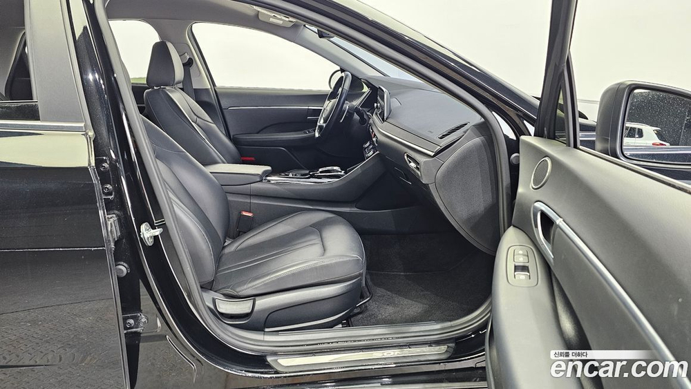 Hyundai Sonata (DN8) 2.0 (11.2019)