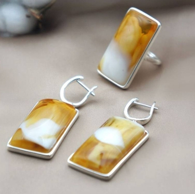 Набор из натурального янтаря