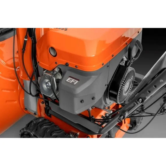 Бензиновый снегоуборщик "HUSQVARNA" ST430T