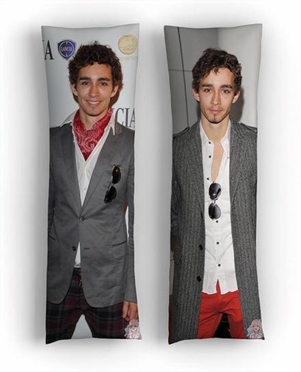 Дакимакура Роберт Шиэн