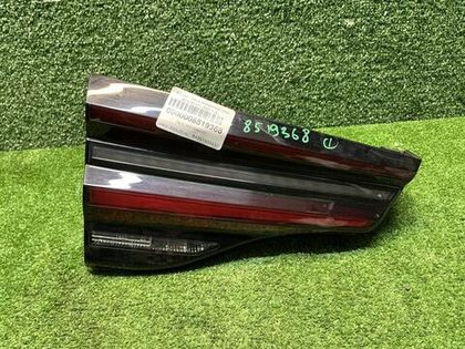 Фонарь левый внутренний BMW X3 G01 (2021-2024)