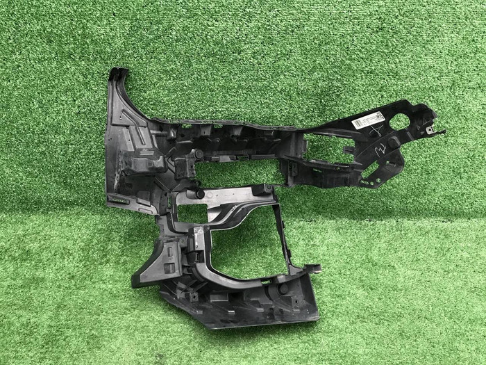 Кронштейн перед. бампера BMW X5 G05 18-23 M-paket