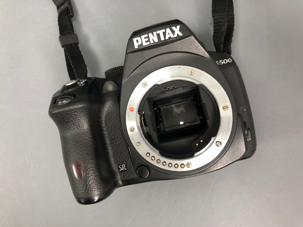 Pentax K-500 + 18-55mm (16.250 кадров)