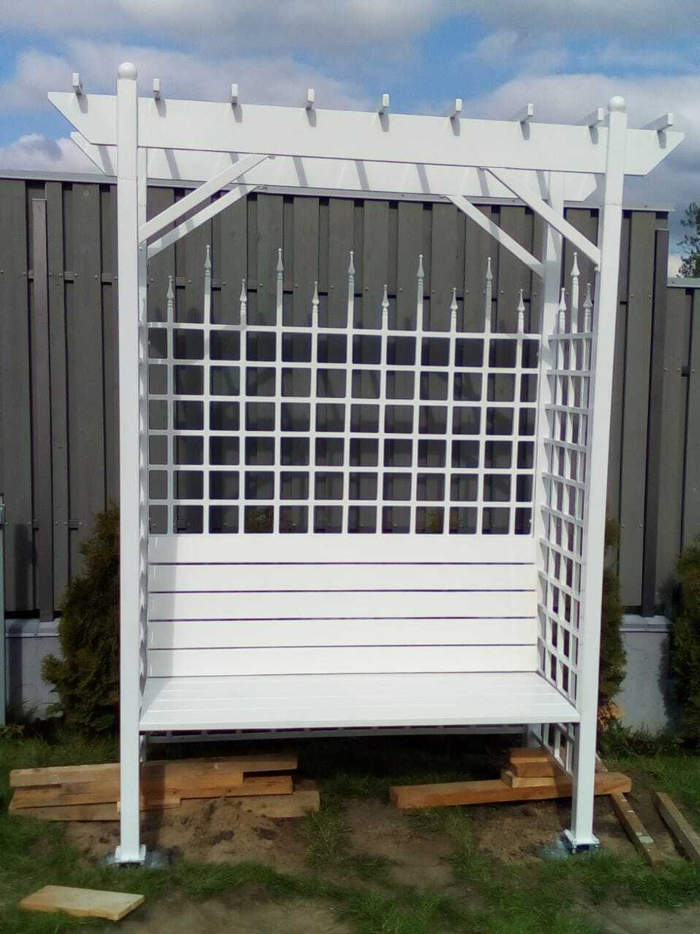 Пергола со скамейкой «Зимний сад»