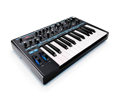 Синтезатор NOVATION Bass Station II