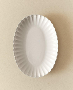 ZARA HOME БЛЮДО ИЗ ФАРФОРА С ВОЛНИСТОЙ КРОМКОЙ, БЕЛЫЙ