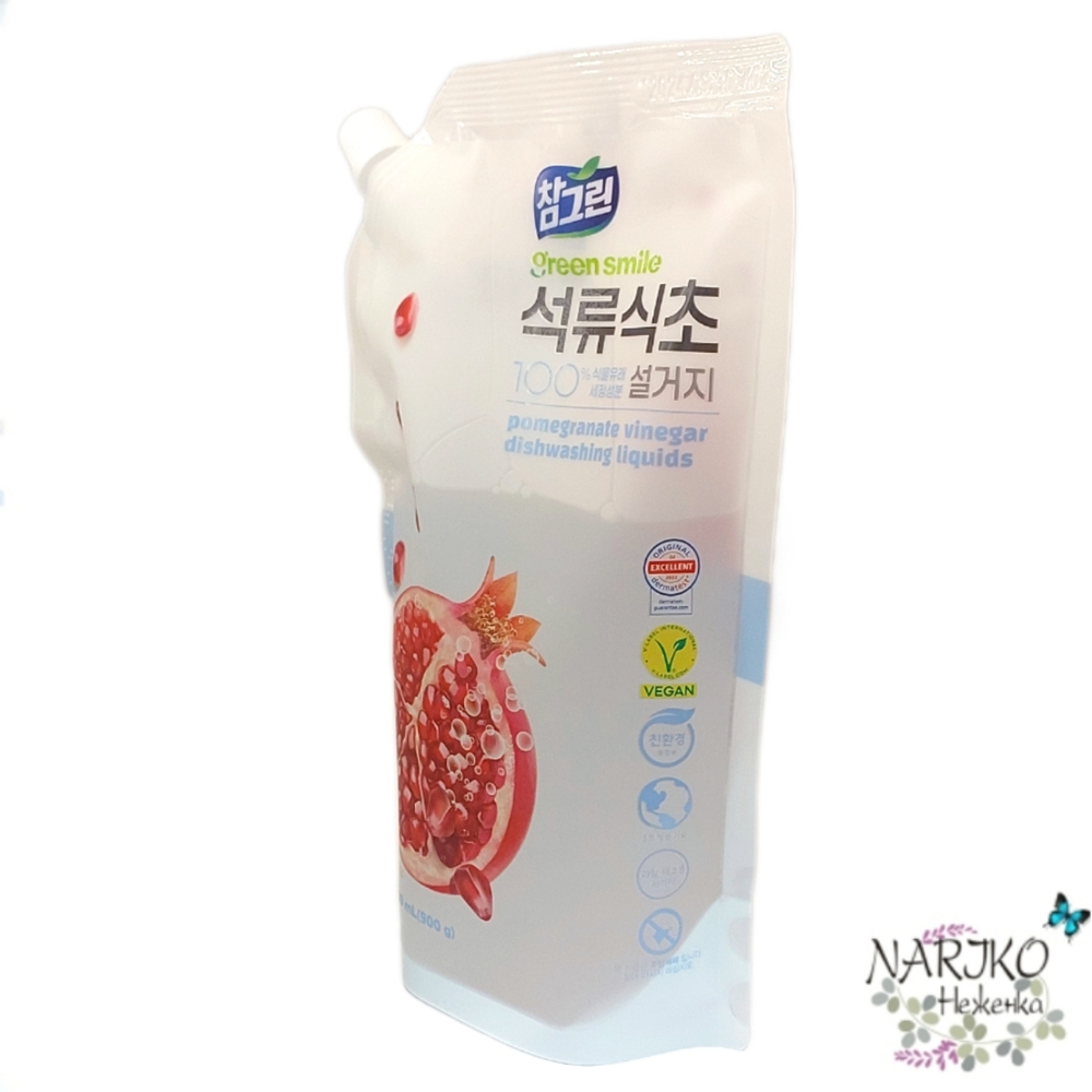 Концентрированное средство для мытья посуды, овощей и фруктов LION Chamgreen Гранат, мягкая упаковка 860 мл.