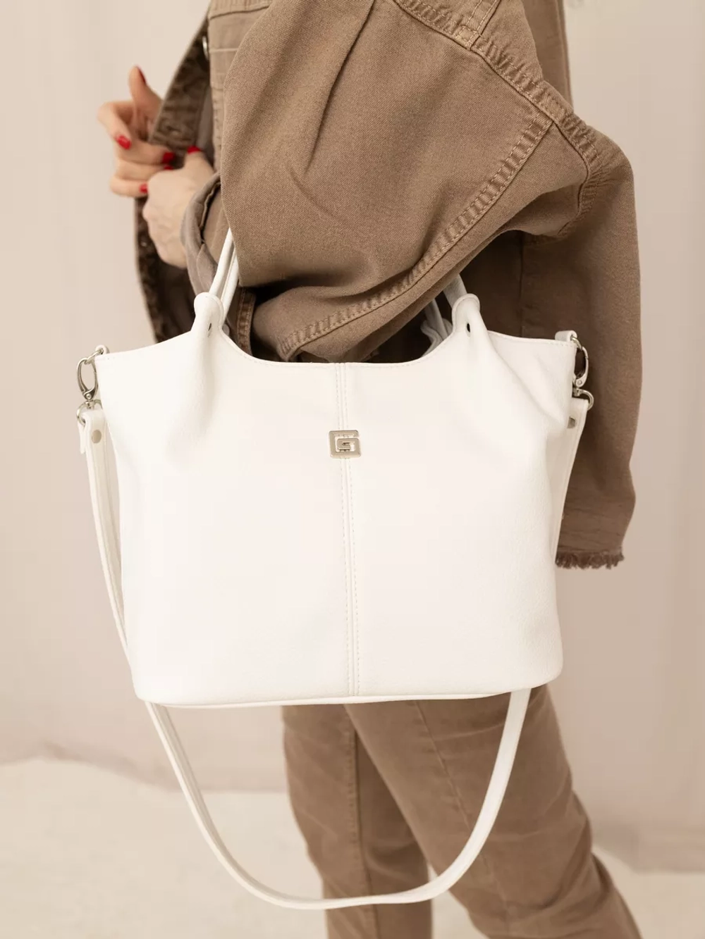 сумка через плечо средняя тоут классическая