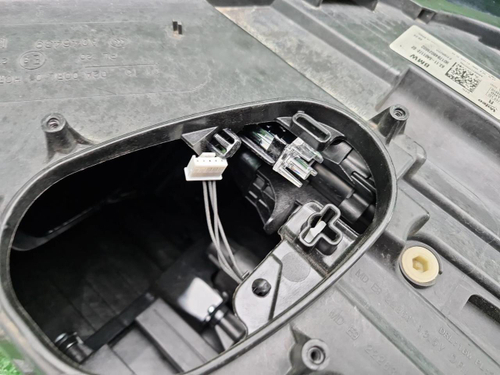 Фара правая BMW X1 F48 (2019-2022) LED