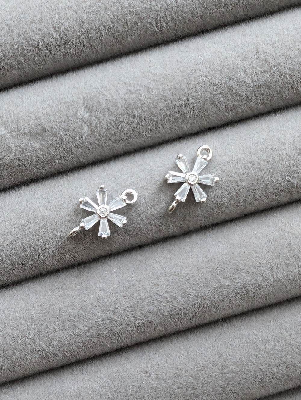 Коннектор цветок